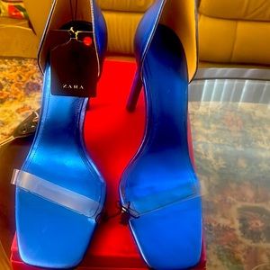 Zara women shoe. Royal blue.